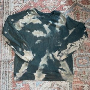BLEACHED TIE-DYE crewneck